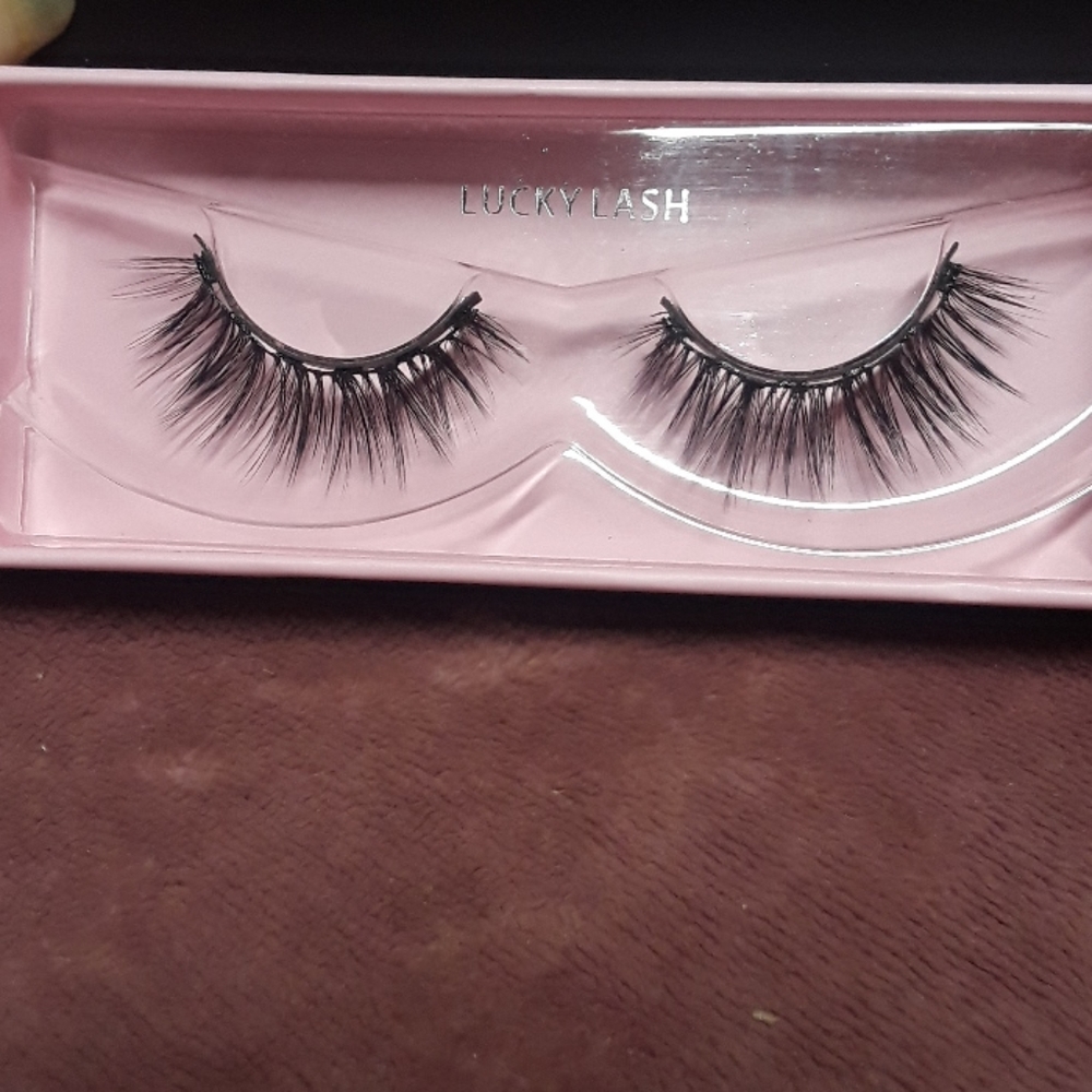 GLAMNETIC lashes - Picture 4 of 8